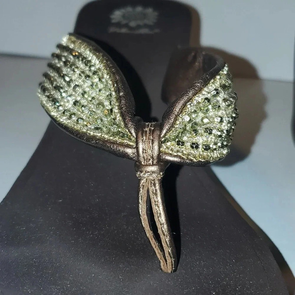 Yellow Box Gold/Bronze Wedge Flip Flops Style Puffy Size 10M - Picture 7 of 11